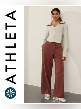Athleta Endeavor Highrise Wide Leg Pull on Pants